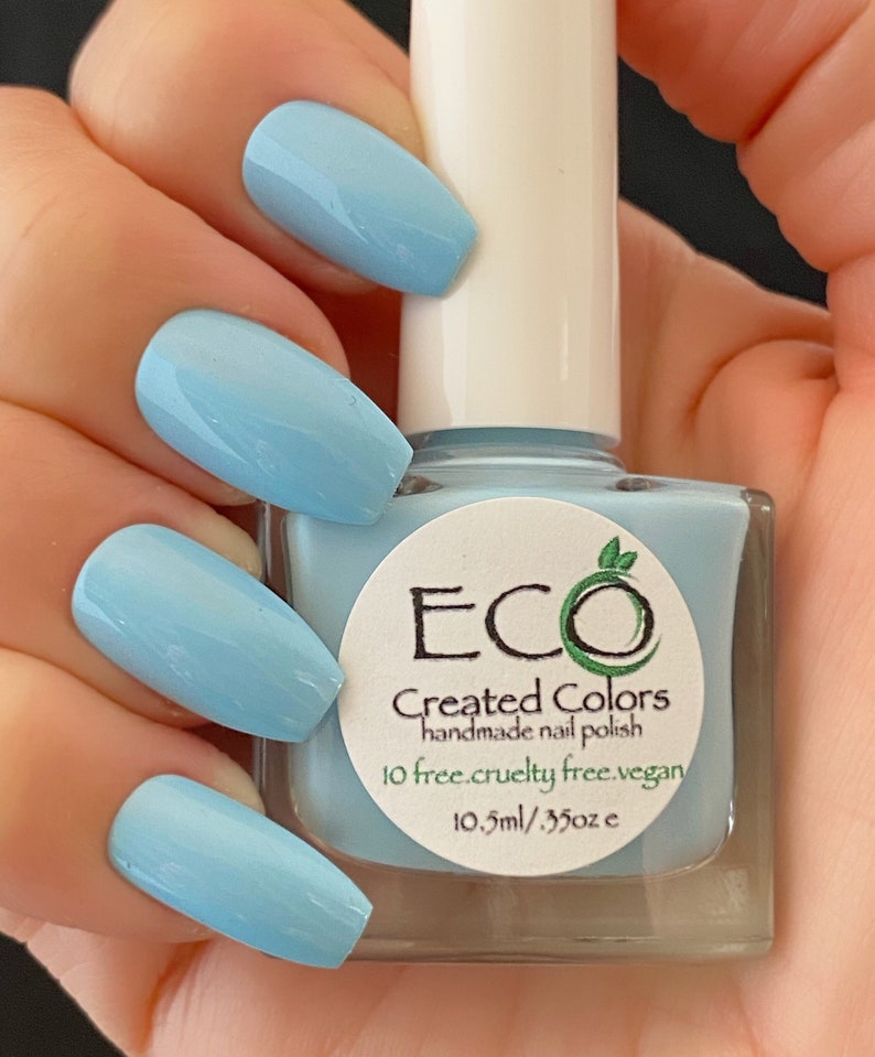 Sky Blue Nail Polish, Nail Lacquer, 10 Free Polish : Sky High image 1