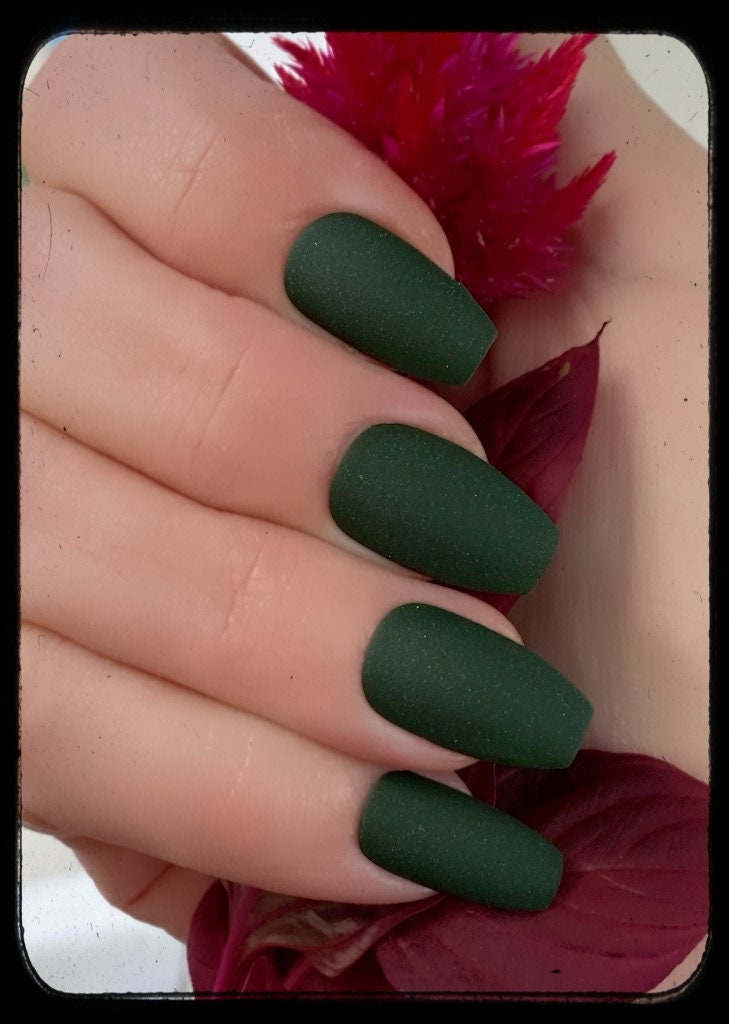 Stunning Hunter Green Nail Polish by Nadalina Cosmetics