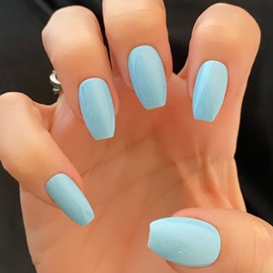 Sky Blue Nail Polish, Nail Lacquer, 10 Free Polish : Sky High image 4