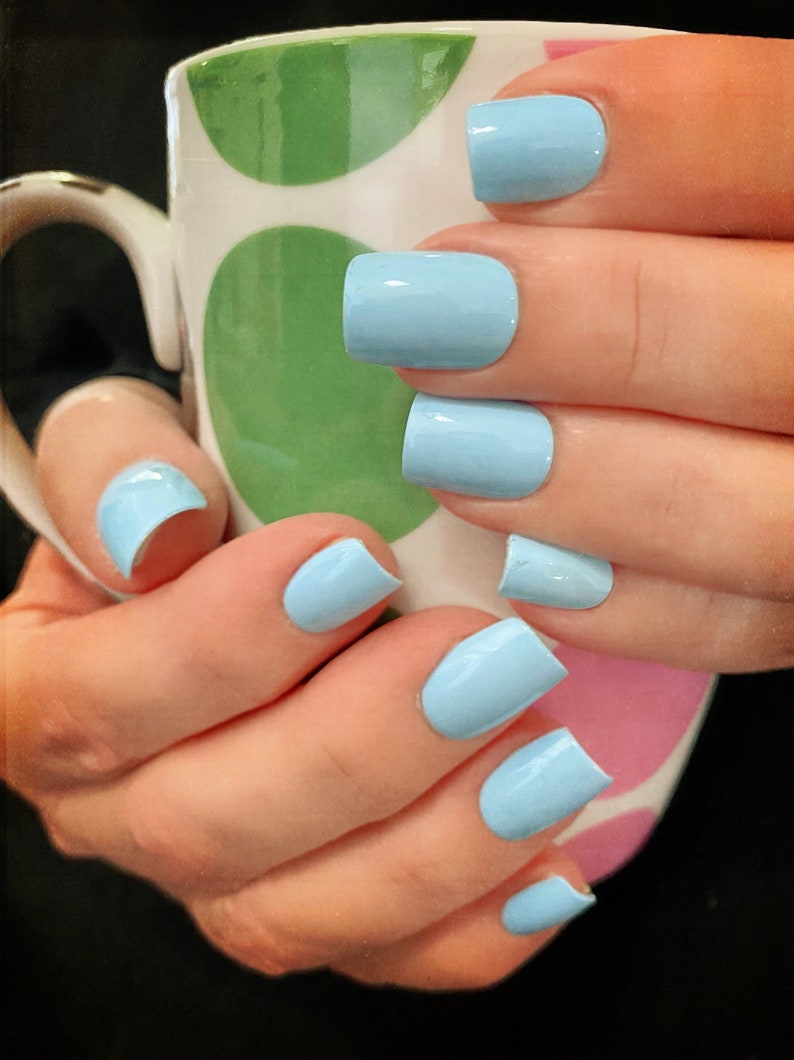 Sky Blue Nail Polish, Nail Lacquer, 10 Free Polish : Sky High image 9