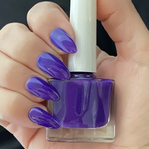 Violet Sky Purple Thermal Color Changing Nail Polish, Purple to Blue Polish, Jelly Nail Polish image 3