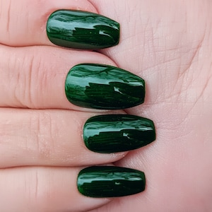 Jade Green Nail Polish, Holiday Nails, Emerald Green Nails, Vegan and Cruelty Free - Etsy