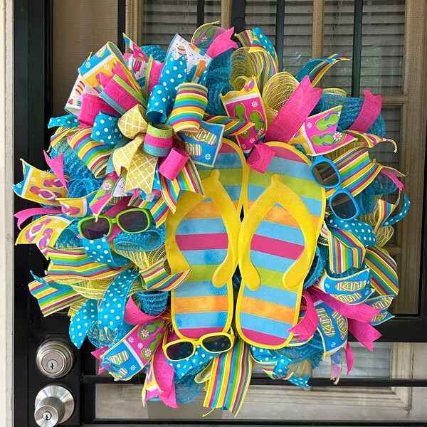 Summer Wreath for Front Door, Flip Flop Wreath, Summer Décor, Beach Wreath, Summertime Wreath