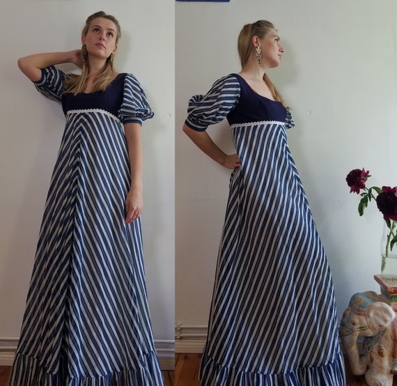 70s John Charles Maxi Dress. Small / Medium. Regen