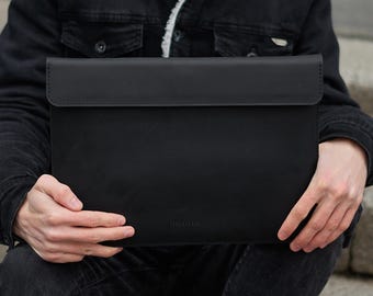 Personalized Leather MacBook Sleeve: Custom Laptop Case 13–16 inch, Gift for Him