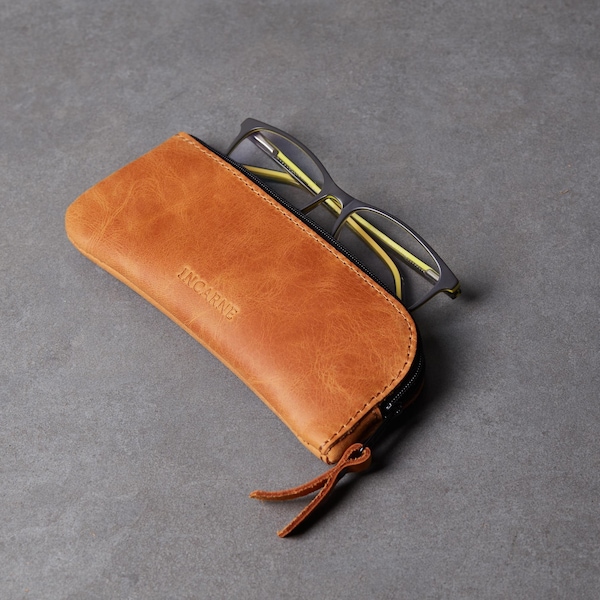 Slim Leather Glasses Case – Zippered Eyewear Holder, Soft Sunglasses Pouch