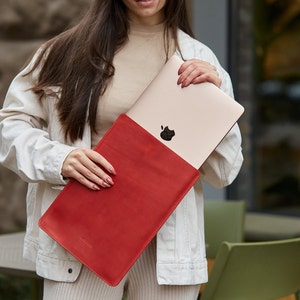 Red MacBook Pro 13 M1 leather laptop sleeve bag