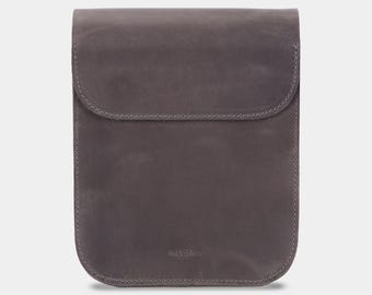 Leather Crossbody Bag for Men: Small Messenger Bag, Magnetic Flap, Gray Vintage Leather