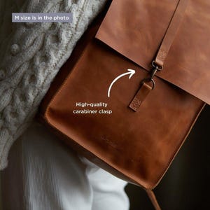 Mochila de cuero marrón para mujer, mochila para portátil, hecha a mano y personalizada, ideal para la escuela, la universidad o la ciudad. imagen 8
