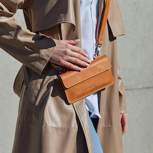 Genuine Leather Phone Crossbody Bag | Minimalist Purse with Adjustable Strap | Small Everyday Bag for Women | Handmade Gift for Her or Him
