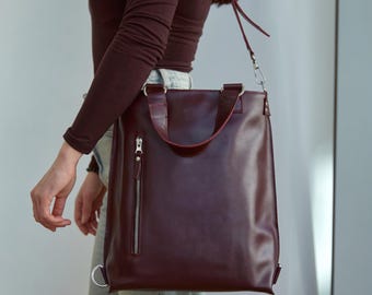 Handmade Navy Italian Leather Backpack: Versatile  display picture 1