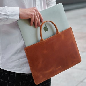 Cognac Brown Leather Laptop Bag 15 in Custom Engraving Case Mac Pro Bag MacBook Air 2018 2023 MacBook Pro 16 Free Personalization Gift Etsy Hong Kong