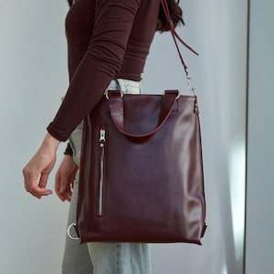 Sac à dos convertible en cuir pleine fleur pour elle ou pour lui | Sac fourre-tout en cuir élégant pour un usage quotidien | Tote bag 2en1 personnalisé pour maman