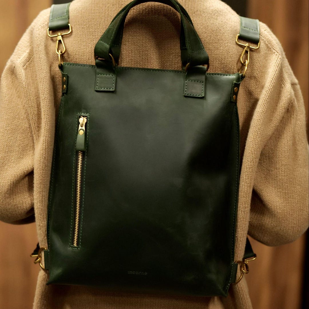 2944 Leather Backpack Purse : Convertible Backpack Bag - Fashion Designer Leather Backpack Purse for Women Fashion Designer  main image 2