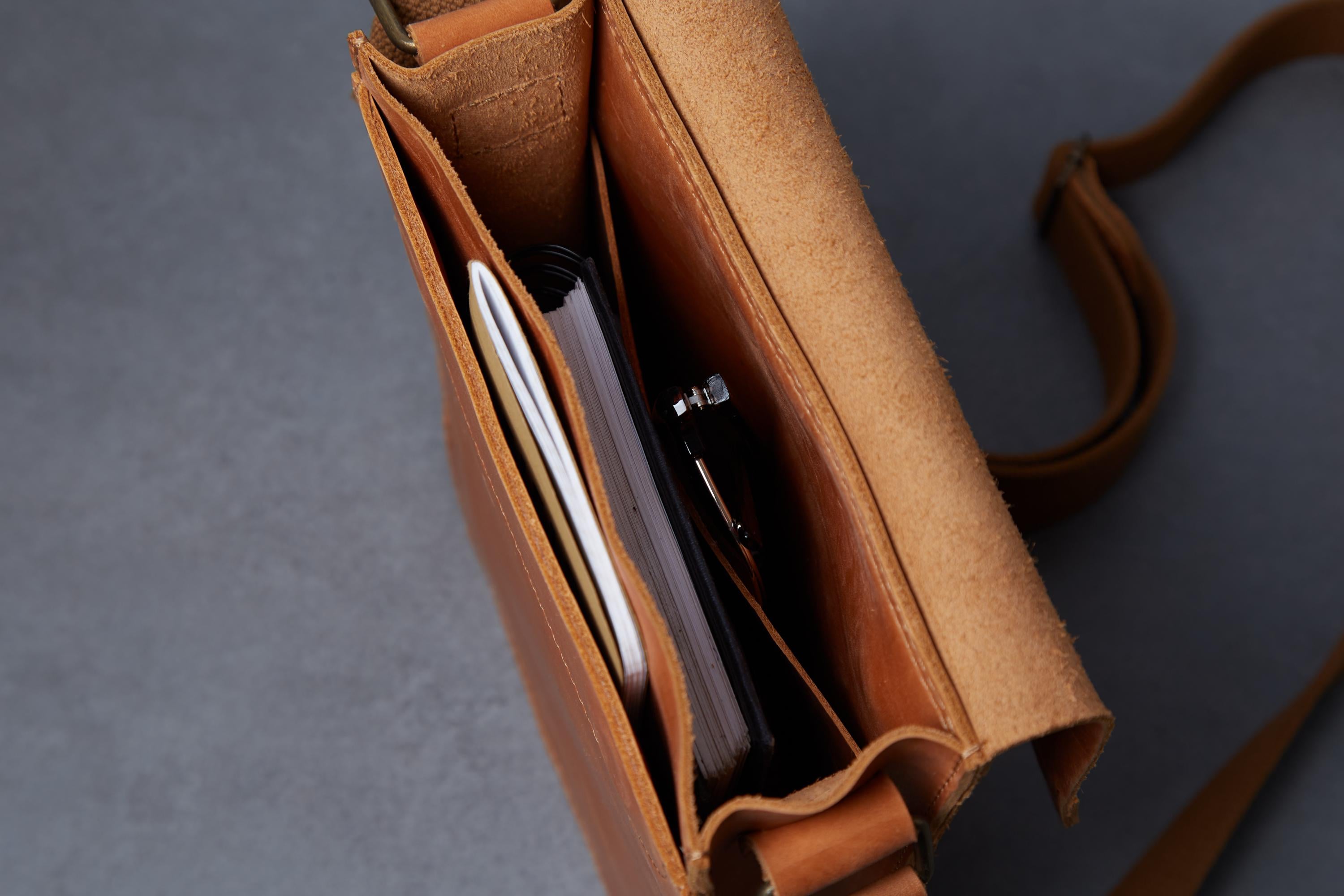 Sac Messager En Cuir Véritable Vintage Pour Homme - Fabriqué Main En Inde, Dimensions 15x11x5 Pouces, Marron