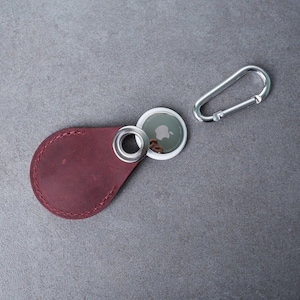 Handmade leather AirTag holder with metal carabiner | Personalized keychain with AirTag holder for Dad | Fast shipping from a US warehouse