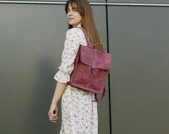 Sac à dos pour ordinateur portable femme, sac à dos minimaliste de voyage en cuir bordeaux Mini personnalisé nom personnalisé gravure sac à dos sac à dos femme ville