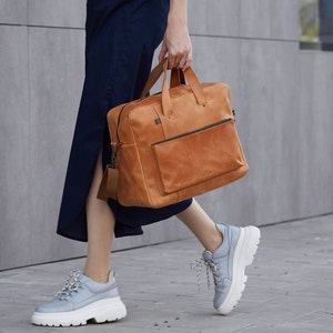 Professional overnight bag clearance