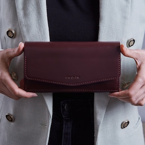 Cartera de cuero elegante: regalo especial para el Día de la Madre para mamá / Cartera de cuero genuino con cremallera para ella / Tarjetero de cuero para viajar