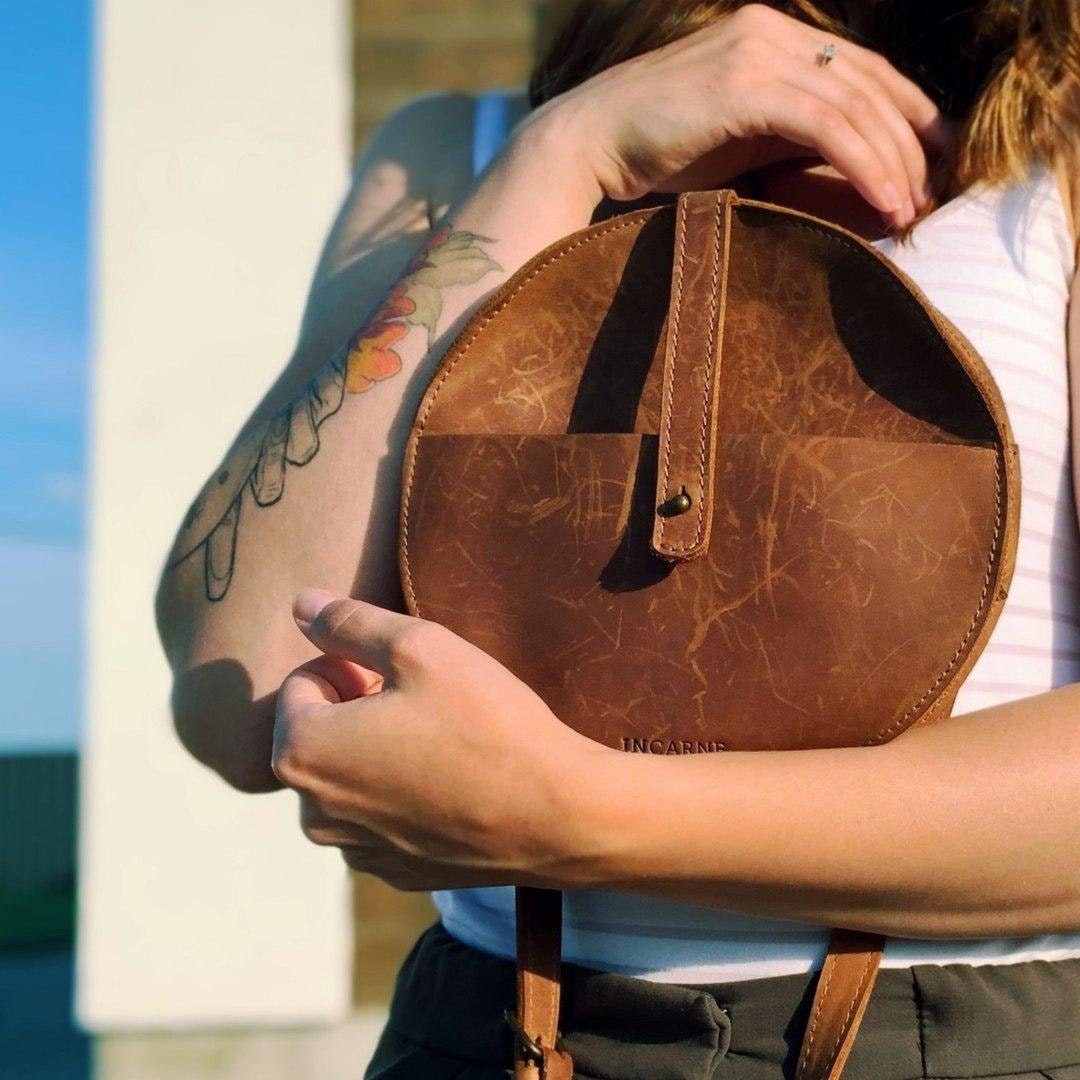 Circle shoulder bag Clearance