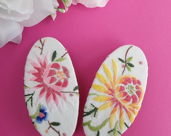 Embroidered Floral Hair Clip: Vintage Style Upcycled Barrette