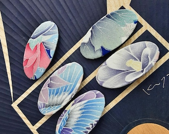 Small Japanese silk hair clip: vintage kimono alligator grip for fine hair