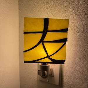 4x4 Handcrafted Yellow Chinese Friendship Symbol
