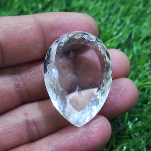 Large Faceted Pear Cut Clear Quartz Gemstone (38x27x18 mm)