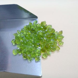 100 Tiny Raw Green Peridot Crystals: 6-8 MM AAA Quality