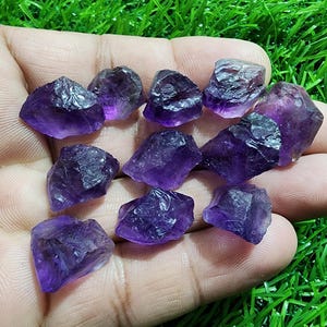 10 Pieces Purple Amethyst Rough Stone, Size 14-15 MM ,Top Quality Amethyst Raw Crystal, Rough Amethyst Gemstone For Jewelry
