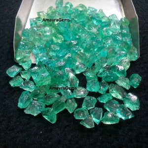 25 AAA Green Apatite Raw Gemstone Pieces: 6-8mm Jewelry Making