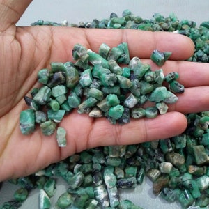 25 Pieces Emerald 6-8 MM Raw Natural Rough, Natural Emerald Rough,Natural Emerald Gemstone,Making Emerald Jewelry Rough Wholesale Raw