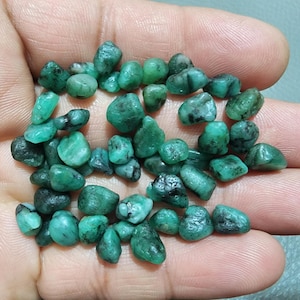 50 AAA Green Emerald Rough Crystals: Loose Gemstones (8-10 MM)