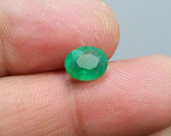 Fabulous Zambian Green Emerald 1.60 Crt 9x7x4 MM Faceted Oval Shape Loose Gemstone For Jewelry Making