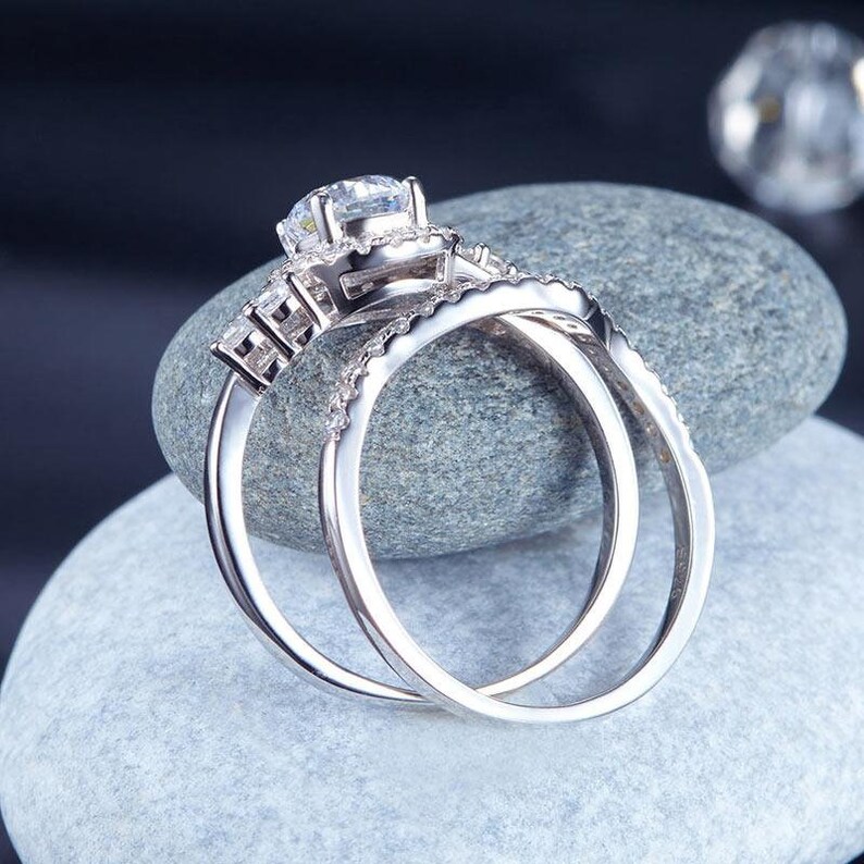 Dainty Round Cut 3 Diamond 14K White Gold Finish Sparkly Anniversary Men/'s Wear Ring