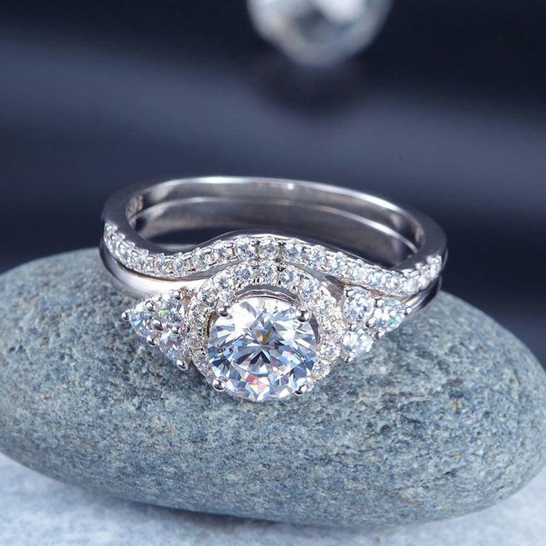 Dainty Round Cut 3 Diamond 14K White Gold Finish Sparkly Anniversary Men/'s Wear Ring