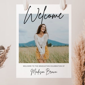 Minimalist Graduation Welcome Sign, 2024 Graduation Party Welcome Board, Photo Graduation Welcome, Graduation Welcome Poster, Canva Template