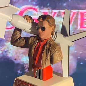 Busto de Macgyver em sexta escala - Conjunto de 9 arquivos stl para impressão 3D