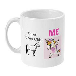 60. Geburtstagsgeschenk, 60. Geburtstagsbecher, Happy 60th Birthday Gifts für Frauen, Mama, Mama, Sie, Lustiges Geschenk für Schwester, Beste Freundin 60 Jahre alt