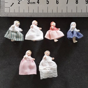 1/24 Dressed Baby