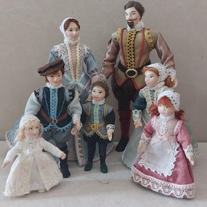 1/12 Tudor Merchant Family