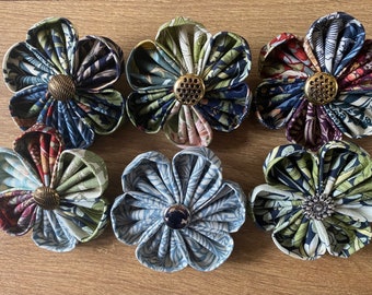 William Morris large fabric flower brooch