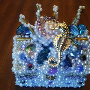 Seahorse treasure chest