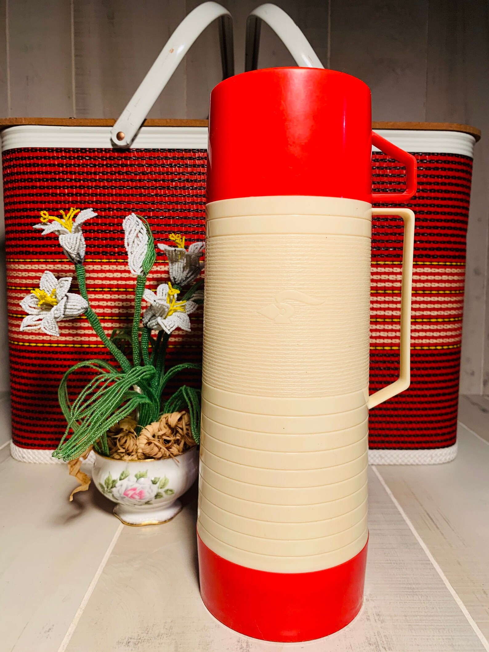 Vintage Aladdin Thermos / Red and Beige / Duraclad / Thermos Etsy