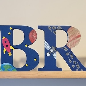 Mini letras espaciadas