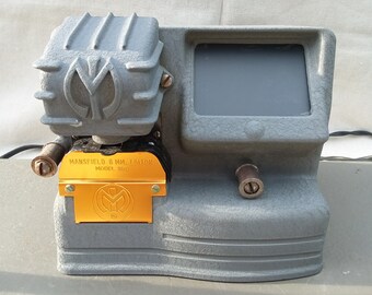 Vintage MANSFIELD 8 mm model 950 Portable Film Viewer Rewinder Film Editing Editor Home Movie Reel to Reel