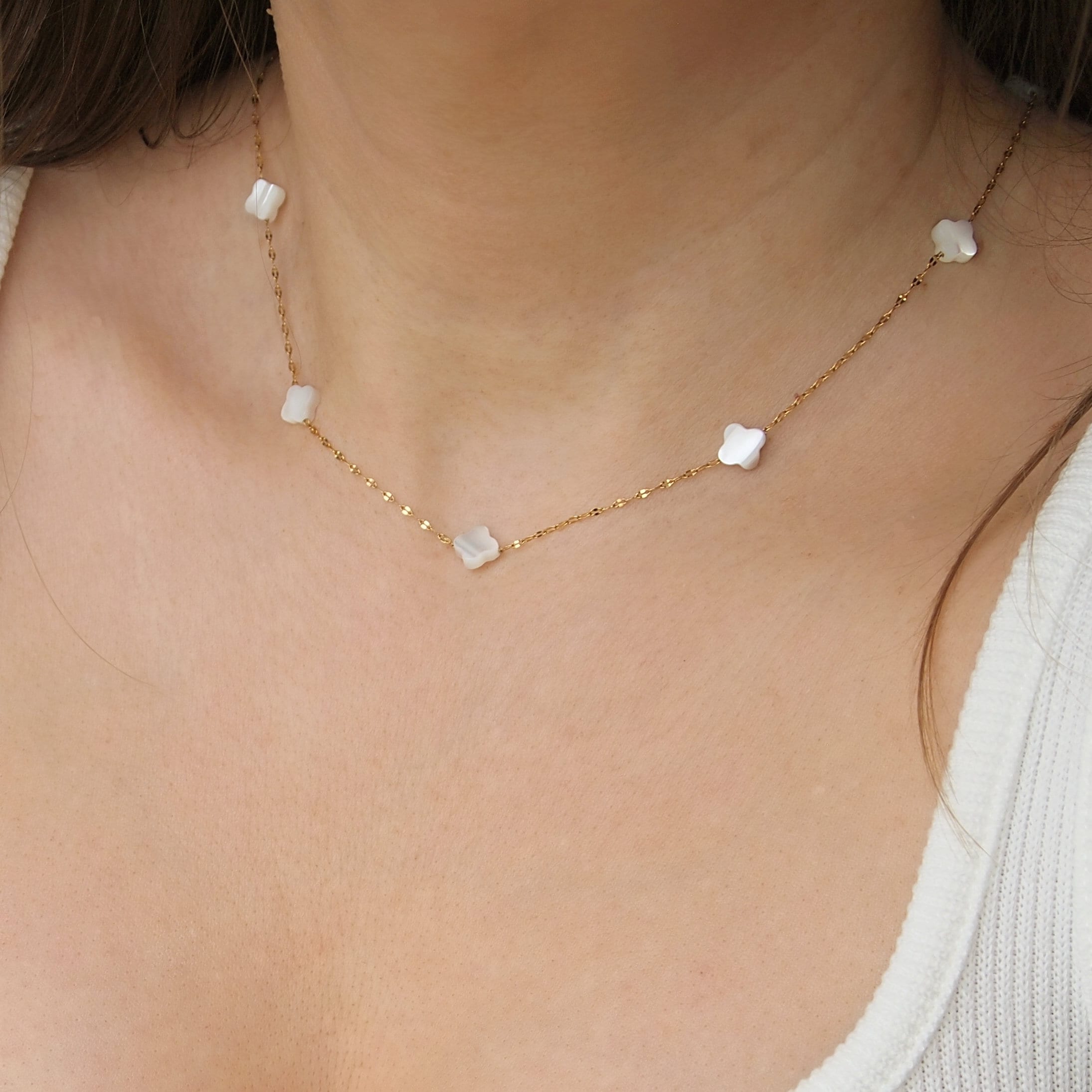 ★ROSEMONT★ Silver Clover Pearl Necklace RA24C23J Suzy Levian Sterling Silver White Cubic Zirconia Pave Flower