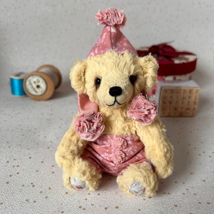 Artist Bear/Mohair Bear/Collectable Bear/One of a kind/Handmade/Keepsake/Art doll/Teddy Bear/Jointed Bear/