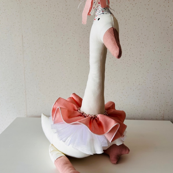 Handmade Goose / Gift / Keepsake