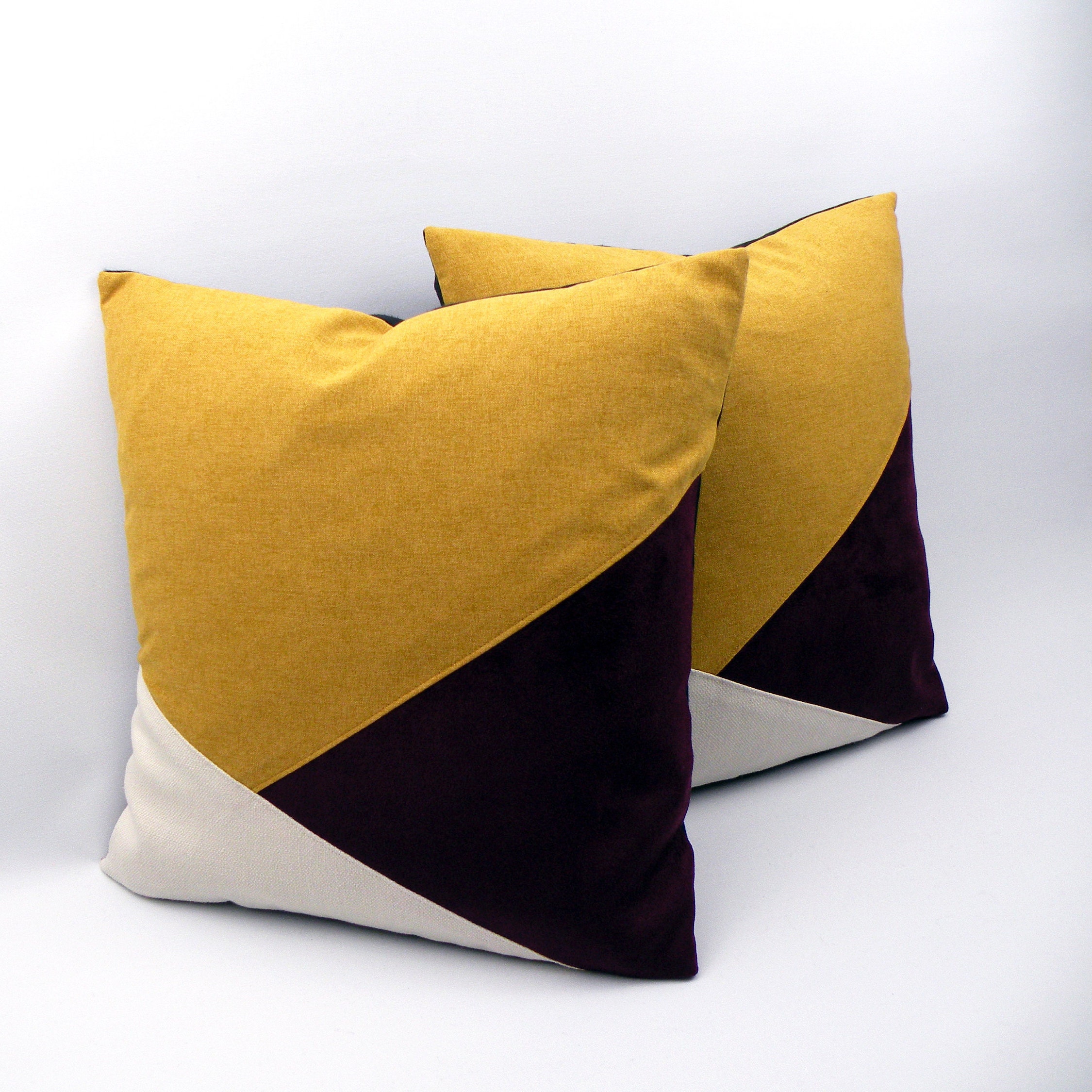 Housse de Coussin Moutarde et Aubergine Collection Trio 2020